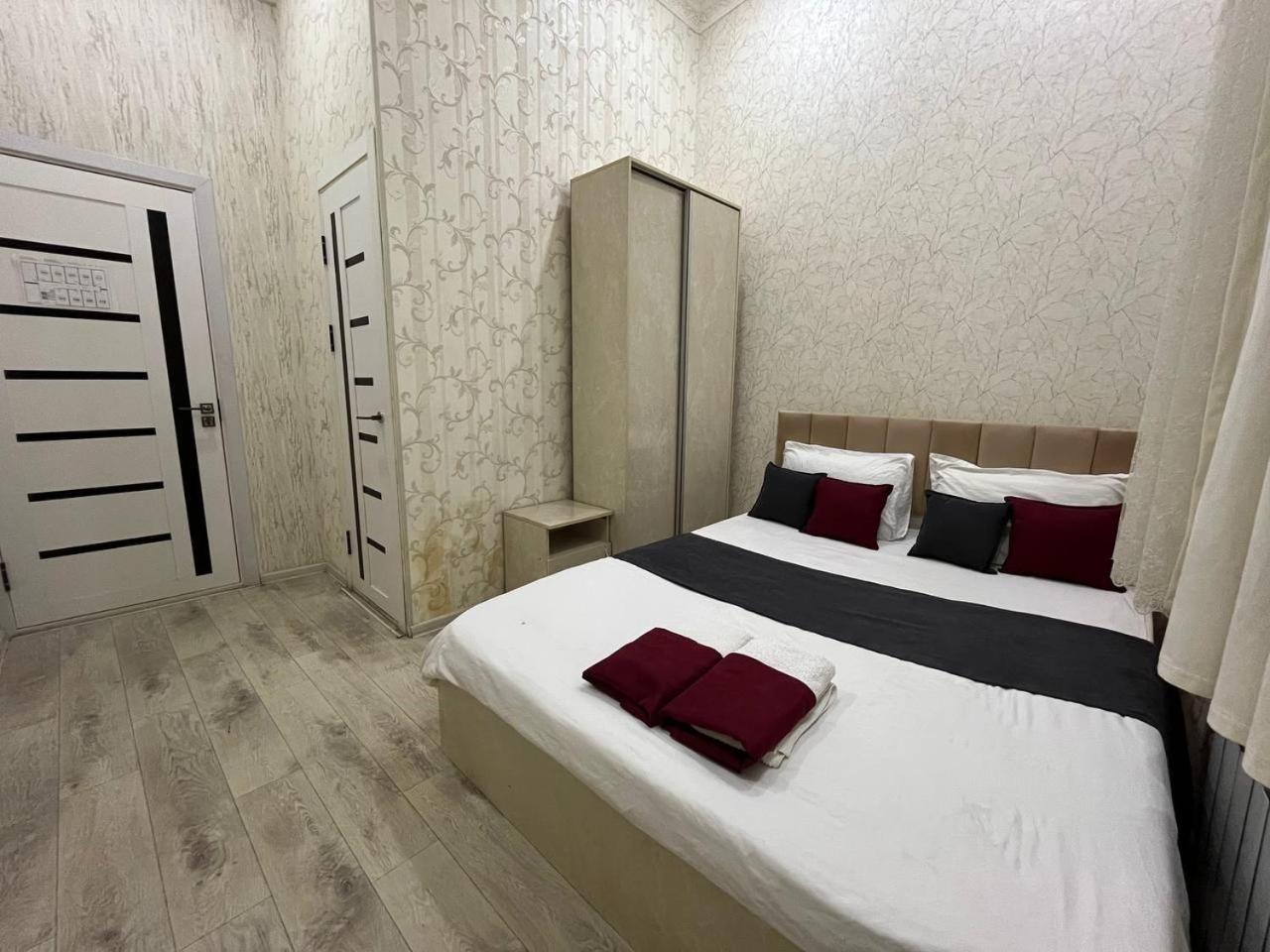 Fenix Hotel Taschkent Exterior foto