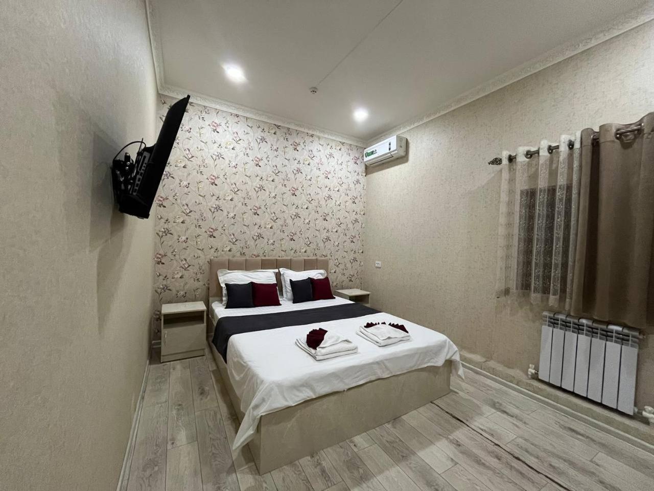 Fenix Hotel Taschkent Exterior foto