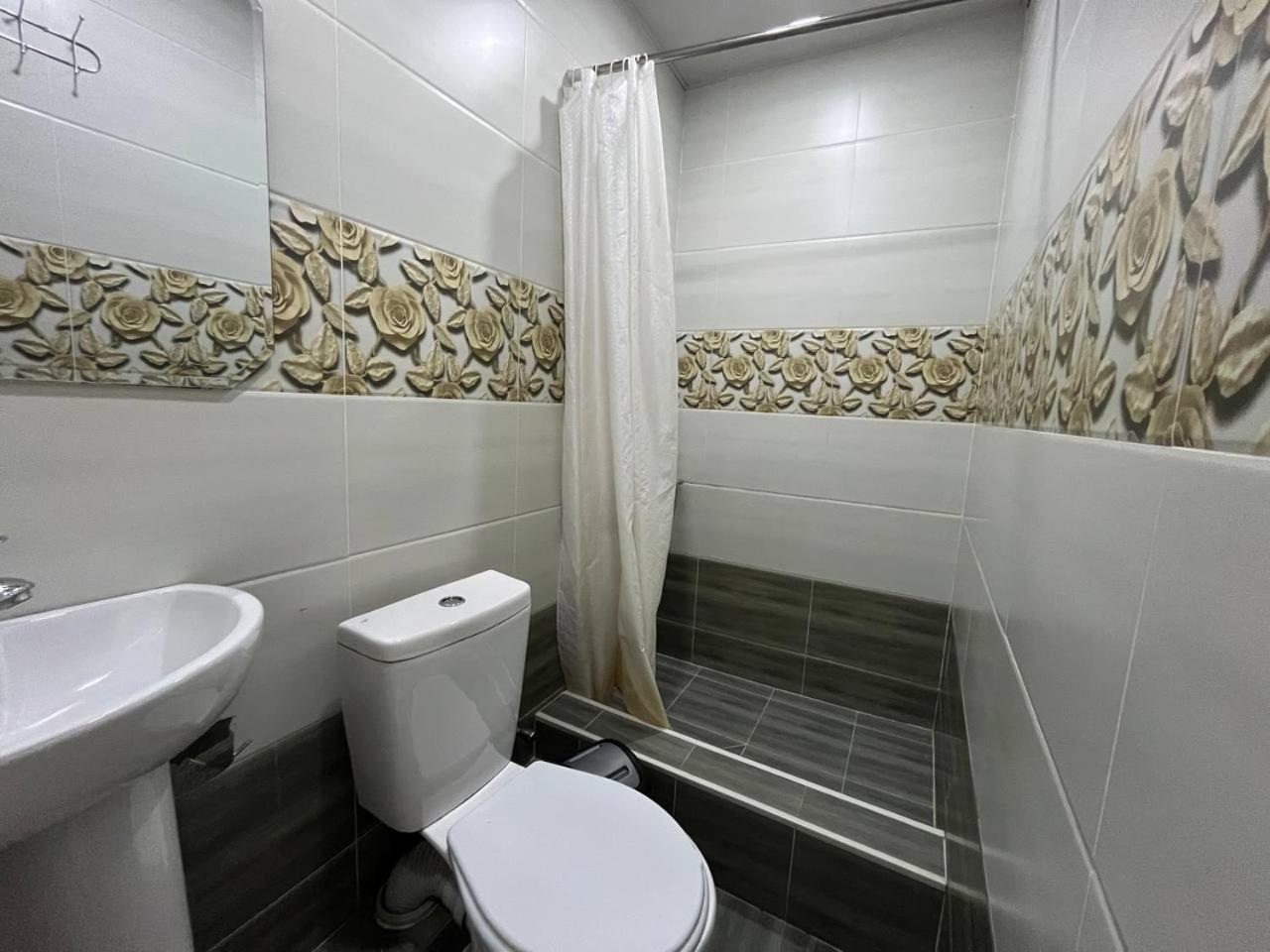 Fenix Hotel Taschkent Exterior foto