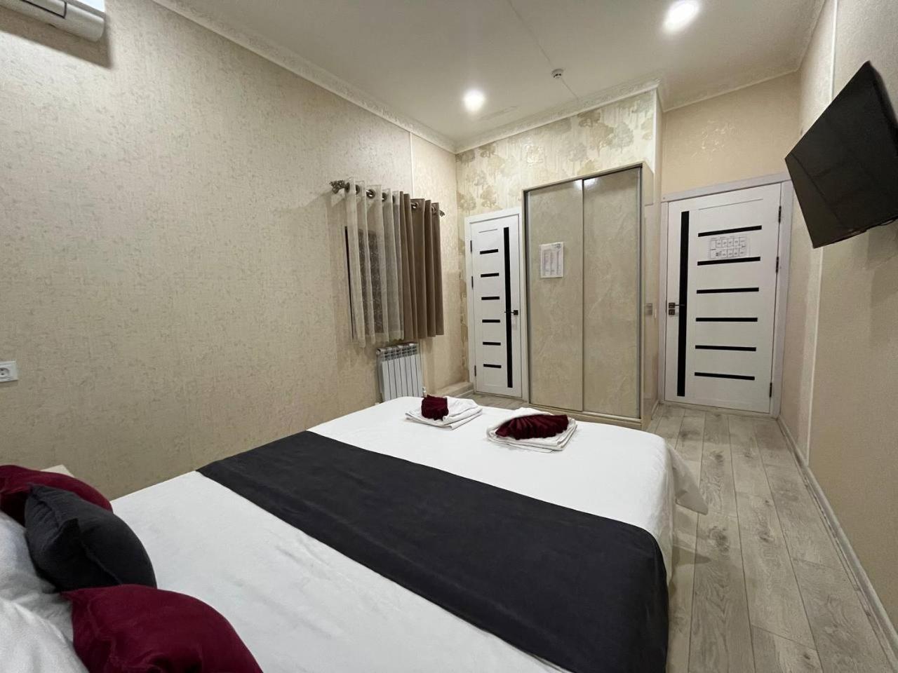 Fenix Hotel Taschkent Exterior foto
