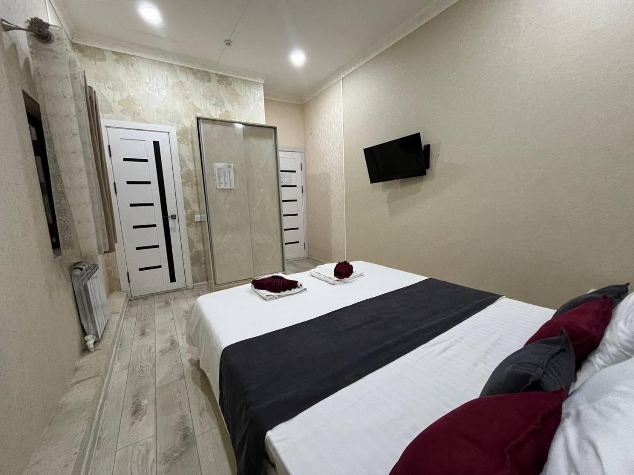 Fenix Hotel Taschkent Exterior foto